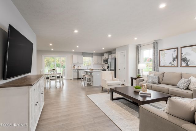 4273 Farmfield Drive, Leland, NC 28451