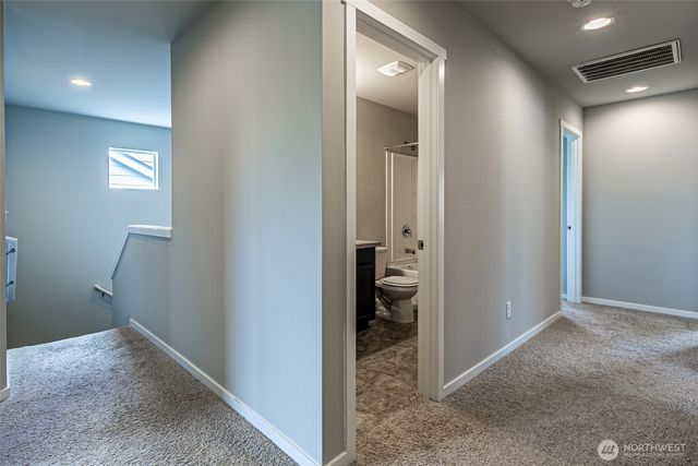 2928 Mahogany Street NE, Lacey, WA 98516