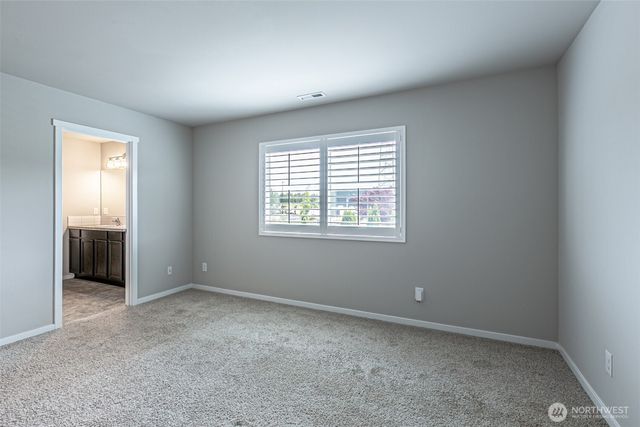 2928 Mahogany Street NE, Lacey, WA 98516