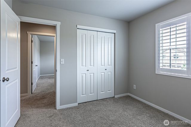 2928 Mahogany Street NE, Lacey, WA 98516