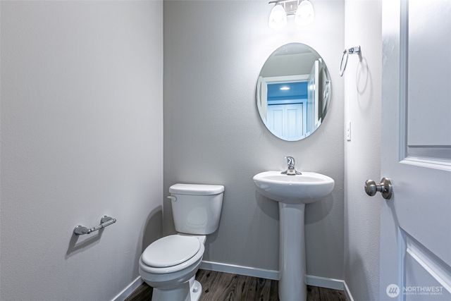 2928 Mahogany Street NE, Lacey, WA 98516