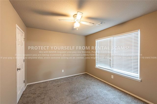 1336 S Splash Drive, Fayetteville, AR 72701