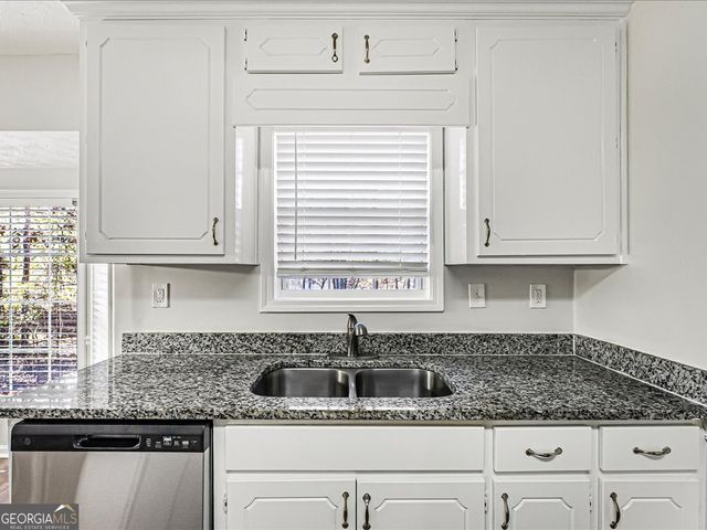 117 Avalon Drive, Mcdonough, GA 30252