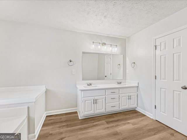 117 Avalon Drive, Mcdonough, GA 30252