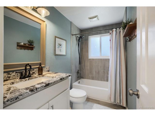8361 Quay Dr, Arvada, CO 80003