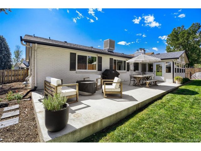 8361 Quay Dr, Arvada, CO 80003