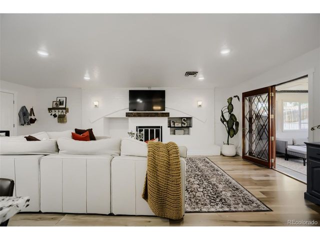 8361 Quay Dr, Arvada, CO 80003
