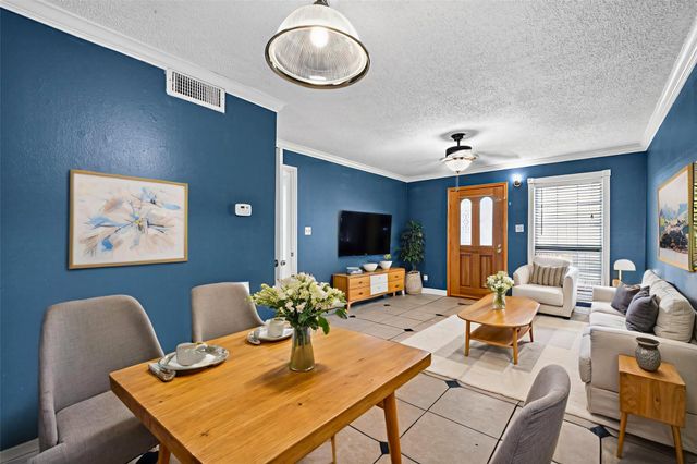 1220 Shadowdale Drive 6, Houston, TX 77043