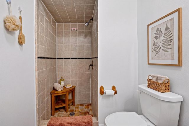 1220 Shadowdale Drive 6, Houston, TX 77043