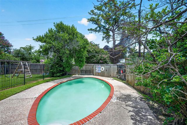 1220 Shadowdale Drive 6, Houston, TX 77043