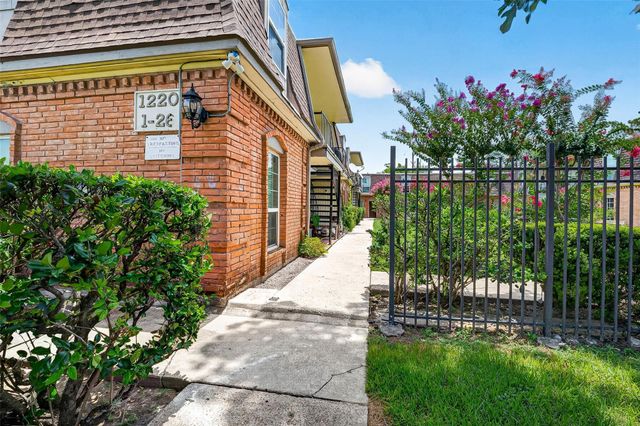 1220 Shadowdale Drive 6, Houston, TX 77043