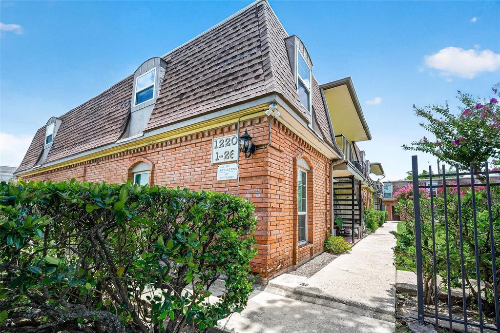 1220 Shadowdale Drive 6, Houston, TX 77043