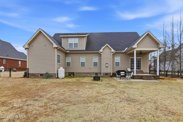 205 Pear Tree Lane, Pikeville, NC 27863