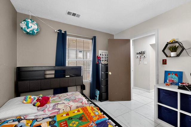 469 Wagon Train Drive SE, Rio Rancho, NM 87124