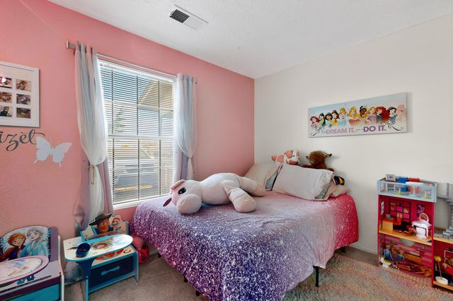 469 Wagon Train Drive SE, Rio Rancho, NM 87124