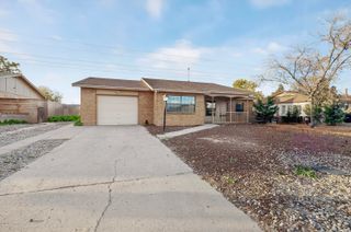 469 Wagon Train Drive SE, Rio Rancho, NM 87124