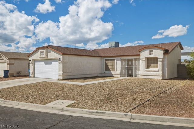 2441 Saguaro Point Street, Las Vegas, NV 89115