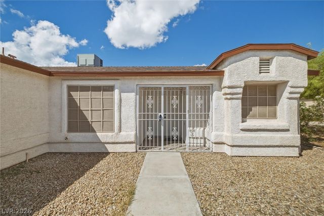 2441 Saguaro Point Street, Las Vegas, NV 89115
