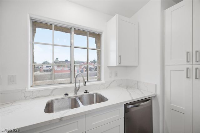 2441 Saguaro Point Street, Las Vegas, NV 89115