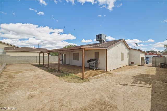 2441 Saguaro Point Street, Las Vegas, NV 89115