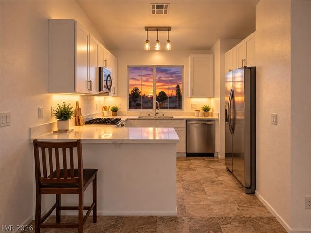 2441 Saguaro Point Street, Las Vegas, NV 89115