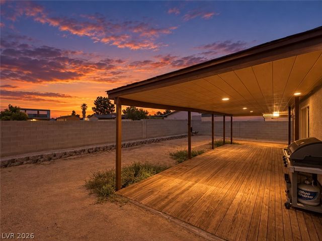 2441 Saguaro Point Street, Las Vegas, NV 89115