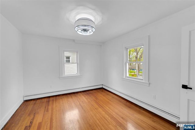 46 Chamberlain Avenue, Little Ferry, NJ 07643