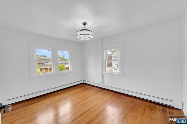 46 Chamberlain Avenue, Little Ferry, NJ 07643