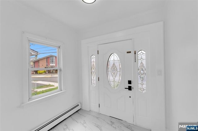 46 Chamberlain Avenue, Little Ferry, NJ 07643