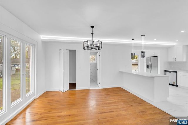 46 Chamberlain Avenue, Little Ferry, NJ 07643