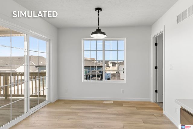 9111 Castle Pine Drive, Lincoln, NE 68516