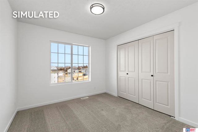 9111 Castle Pine Drive, Lincoln, NE 68516