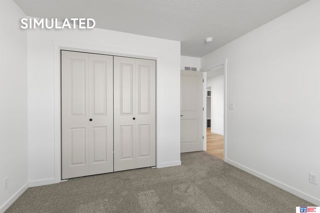 9111 Castle Pine Drive, Lincoln, NE 68516