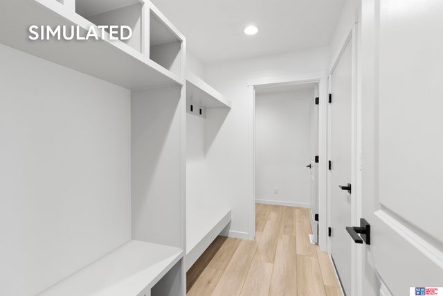 9111 Castle Pine Drive, Lincoln, NE 68516