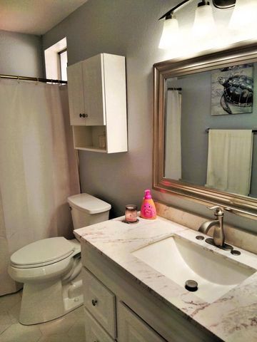 1042 Christobal Lane, Colton, CA 92324