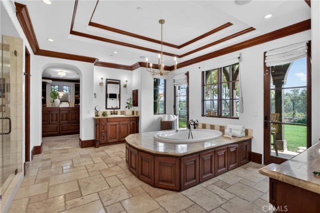 18 Mission Ridge Road, Ladera Ranch, CA 92694
