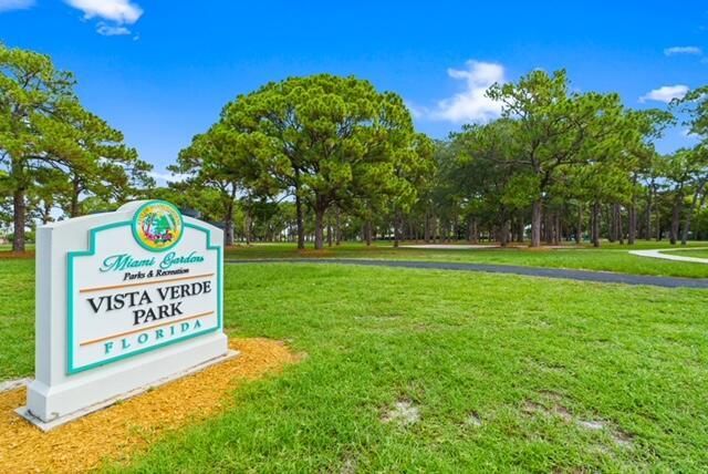 3930 NW 207 St Road, Miami Gardens, FL 33055