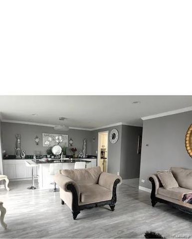 8200 Jefferson Avenue E 803, Detroit, MI 48214