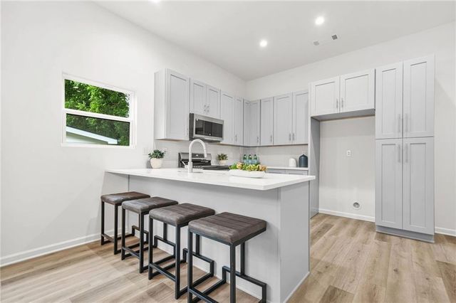 1223 Oakland SW Drive, Atlanta, GA 30310