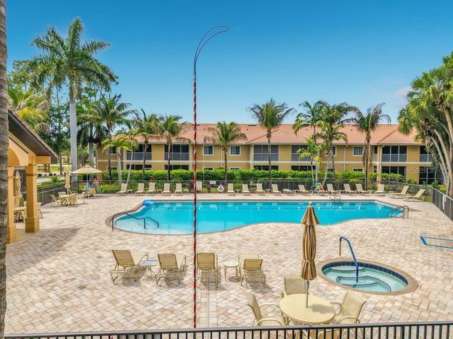 1051 WINDING PINES CIRCLE 105, Cape Coral, FL 33909