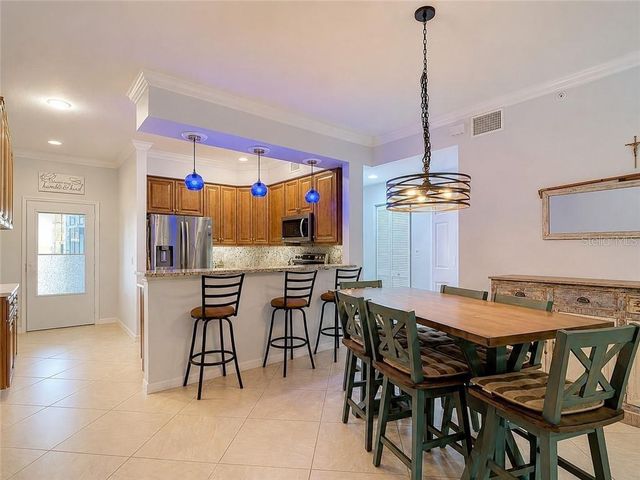 1051 WINDING PINES CIRCLE 105, Cape Coral, FL 33909