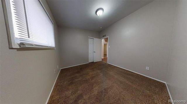 1198 Neafie Avenue, Pontiac, MI 48342