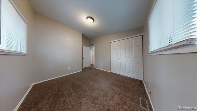 1198 Neafie Avenue, Pontiac, MI 48342