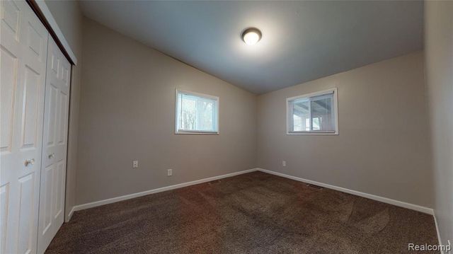 1198 Neafie Avenue, Pontiac, MI 48342