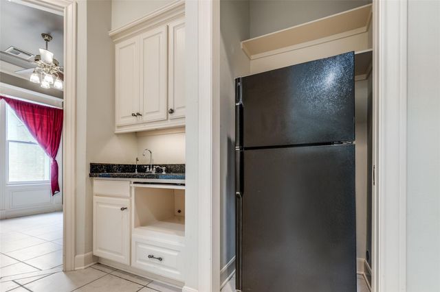 927 Nicholson Street, Houston, TX 77008