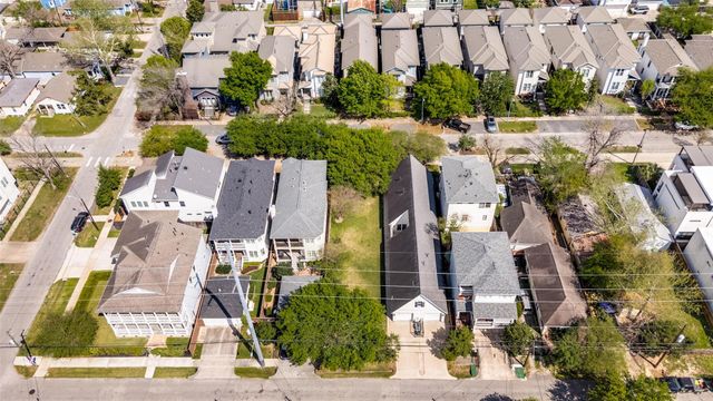 927 Nicholson Street, Houston, TX 77008