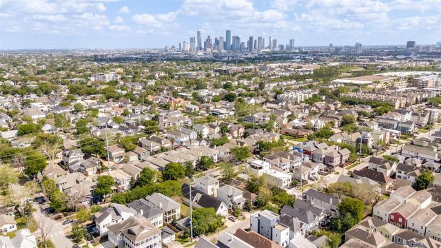 927 Nicholson Street, Houston, TX 77008