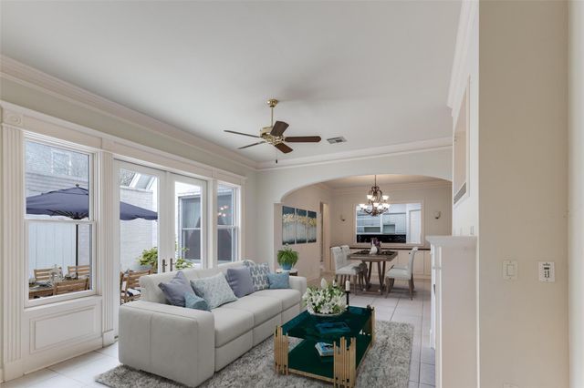 927 Nicholson Street, Houston, TX 77008