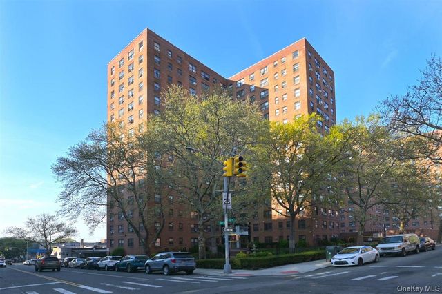 99-05 63rd Drive 14O, Rego Park, NY 11374