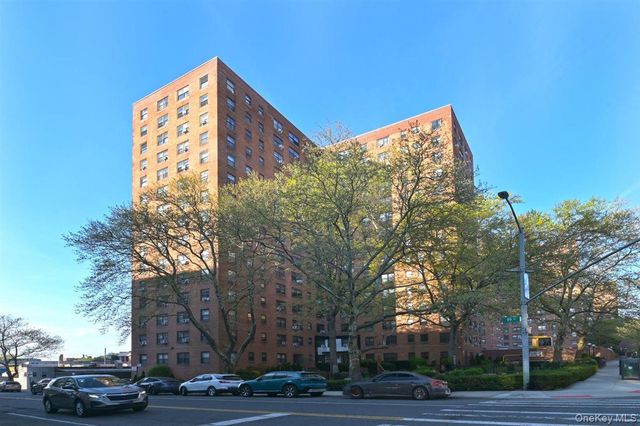 99-05 63rd Drive 14O, Rego Park, NY 11374